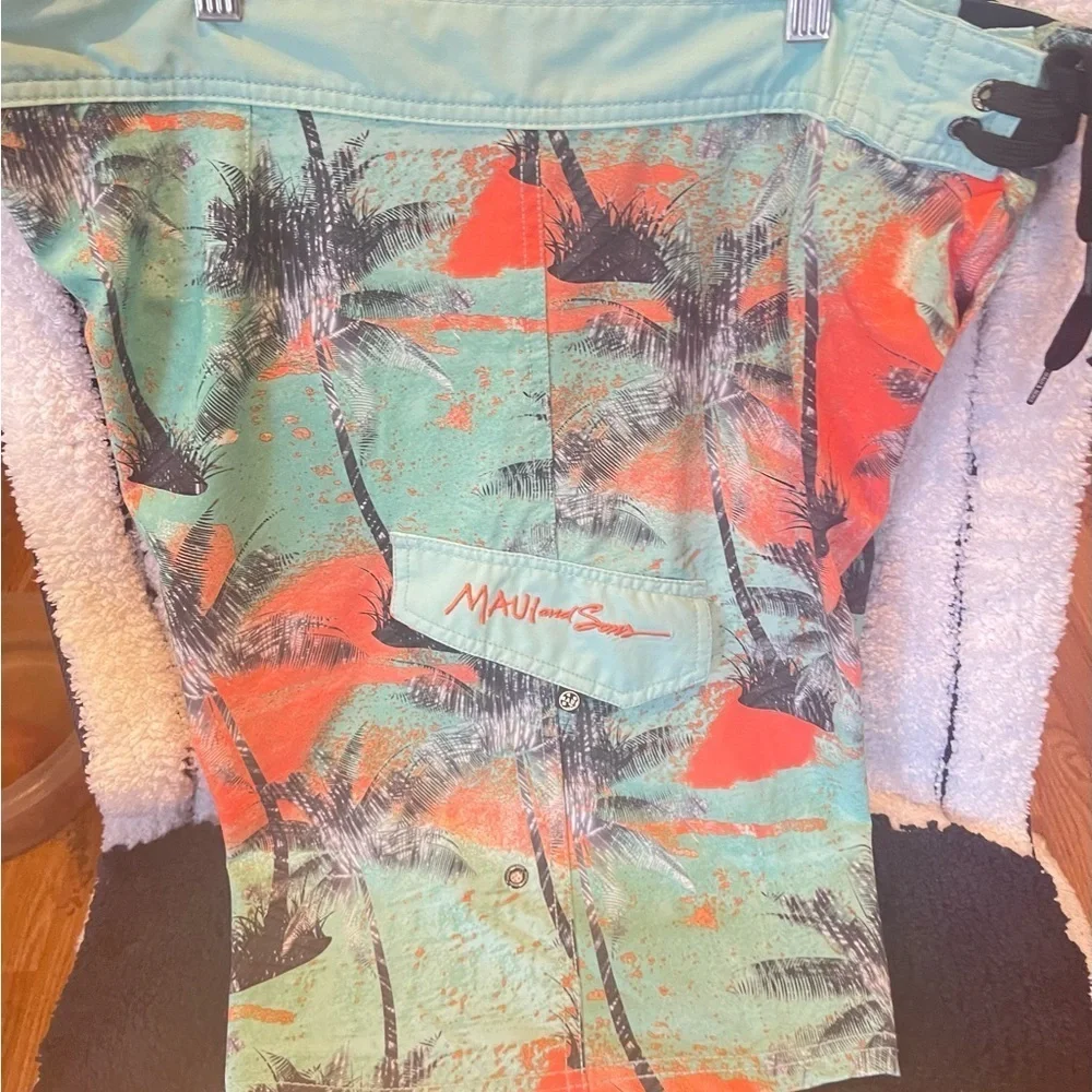 Maui and Sons Men's Stretch Boardshort Swim Trunks Colorful Tropical